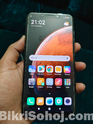 Xiaomi Poco f1 (6/128)